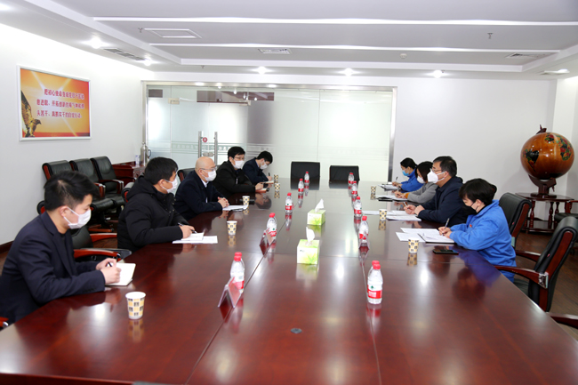 鄭州銀行洛陽(yáng)分行行長(zhǎng)田煒、副行長(zhǎng)金昱一行到萬基控股集團(tuán)調(diào)研