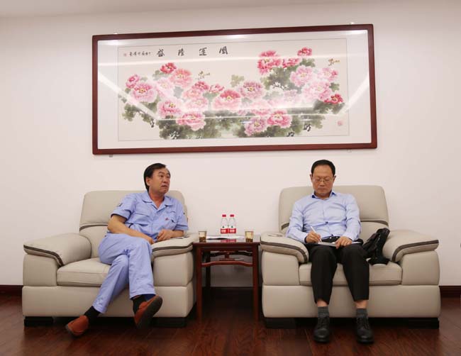中國機械工業(yè)集團(tuán)河南分公司黨委書記、總經(jīng)理郭春陽一行到公司交流訪談